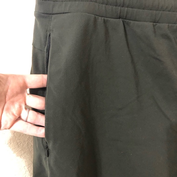 Public Rec Mens All Day Every Day Pant in Dark Green - Size 40/30 - Picture 2 of 10